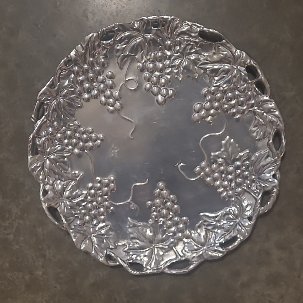 ARTHUR COURT 1995 GRAPE SERVING TRAY